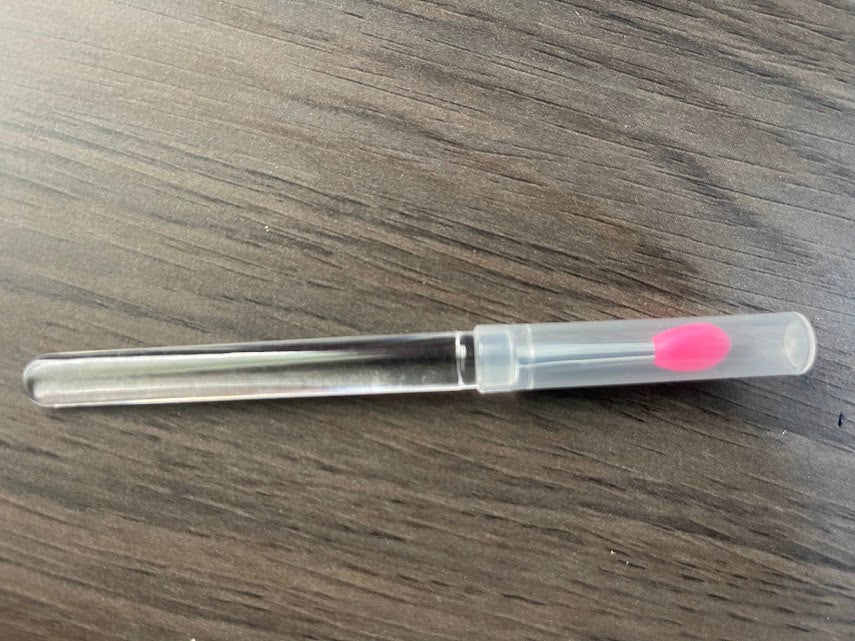 Premium Silicone Lip Makeup Brush with Dustproof Cap